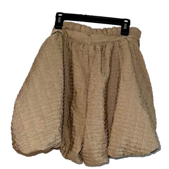 Women’s Endless Rose Brand Gold Striped Bubble Puff Leg Shorts Size L Large - Picture 5 of 10